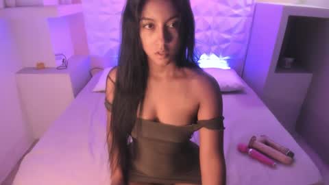 Snapshot of liizjones chatting on January 29, 8:56 pm LiizJones online show from January 29, 8:56 pm