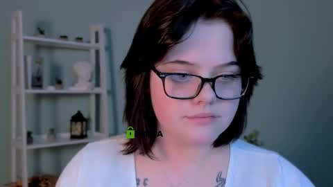 lika_pop online show from February 1, 7:45 pm