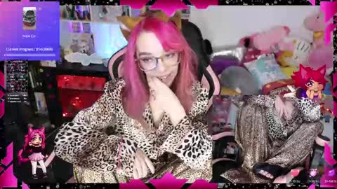 LikeMyAshe online show from April 12, 7:35 am