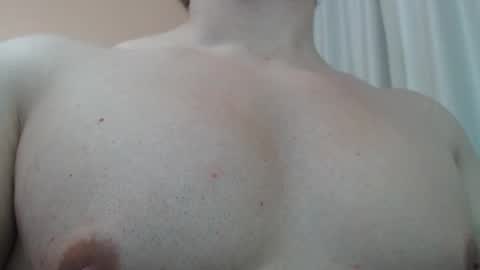 Snapshot of likwidator84 chatting on May 15, 10:50 pm Maximus online show from May 15, 10:50 pm
