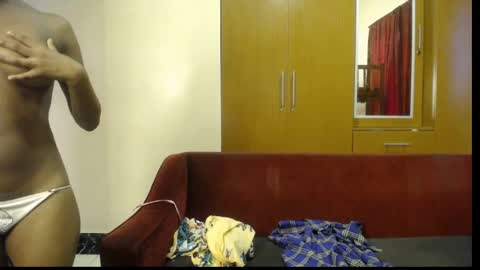 Uni  online show from April 17, 2:31 pm