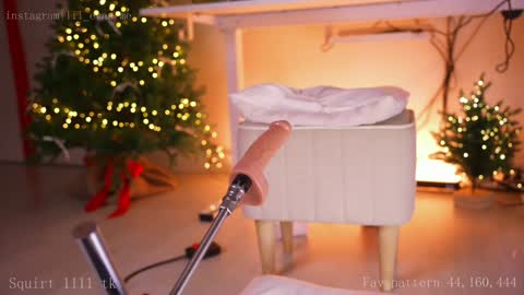 Snapshot of lil_eva chatting on December 22, 2:27 pm All my link in bio sign up to support me online show from December 22, 2:27 pm