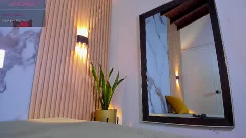 Snapshot of lil_eva2 chatting on November 15, 7:32 pm Lil Eva online show from November 15, 7:32 pm