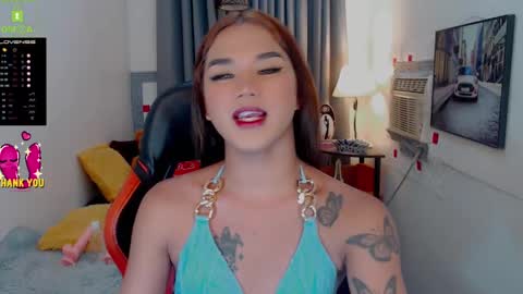 Snapshot of lil_fantacy chatting on December 19, 4:56 am LILY online show from December 19, 4:56 am