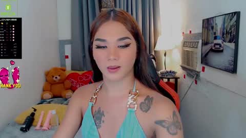 Snapshot of lil_fantacy chatting on January 5, 11:37 am LILY online show from January 5, 11:37 am