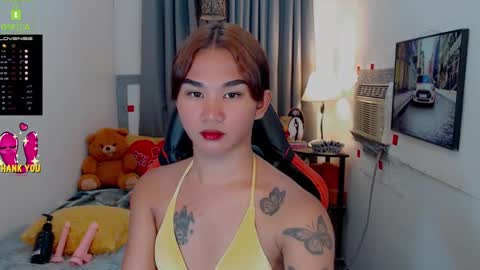 Snapshot of lil_fantacy chatting on January 6, 4:02 pm LILY online show from January 6, 4:02 pm