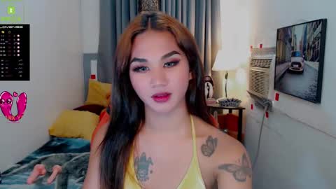Snapshot of lil_fantacy chatting on January 23, 3:26 am LILY online show from January 23, 3:26 am
