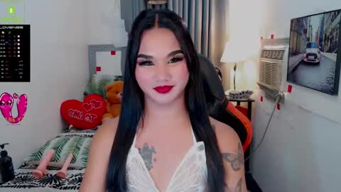 Snapshot of lil_fantacy chatting on February 26, 10:53 pm LILY online show from February 26, 10:53 pm