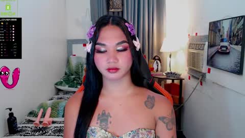 Snapshot of lil_fantacy chatting on March 10, 10:26 am LILY online show from March 10, 10:26 am