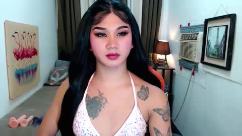Snapshot of lil_fantacy chatting on October 2, 4:03 pm LILY online show from October 2, 4:03 pm