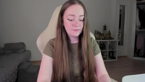 for free registration 3  online show from April 7, 6:08 pm