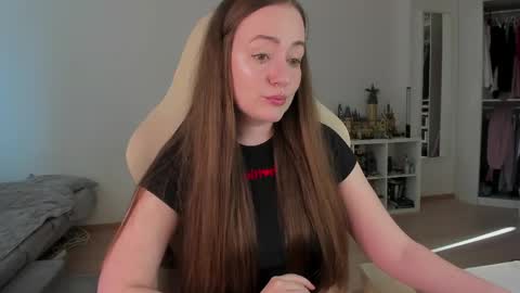 for free registration 3  online show from April 13, 2:00 pm