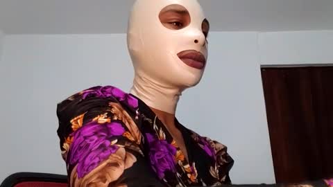 Lilith online show from February 18, 2:07 am