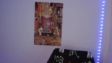 Snapshot of lil_lisaa chatting on December 2, 8:41 am Lisaa online show from December 2, 8:41 am