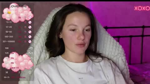 little moon online show from December 8, 4:07 pm