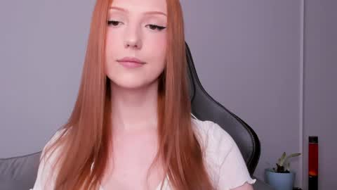 Snapshot of lil_pumpkinpie chatting on February 8, 8:31 am Val online show from February 8, 8:31 am