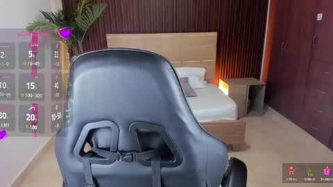 Star  online show from December 12, 7:59 pm