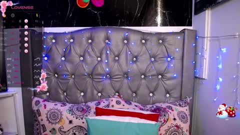   online show from December 27, 5:26 pm