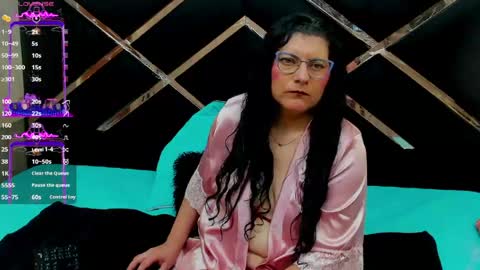 Lila online show from April 13, 12:21 pm