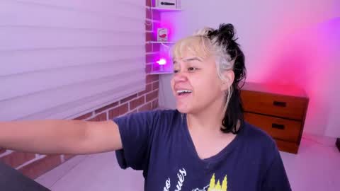 Lila Jordan online show from April 22, 11:50 pm