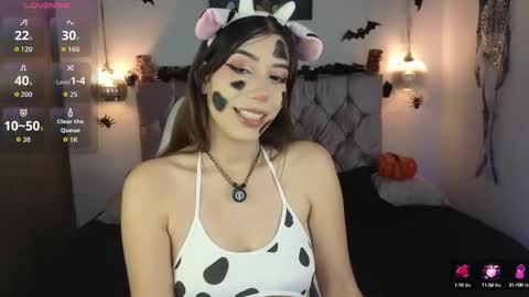 lila_min online show from October 10, 2:05 pm