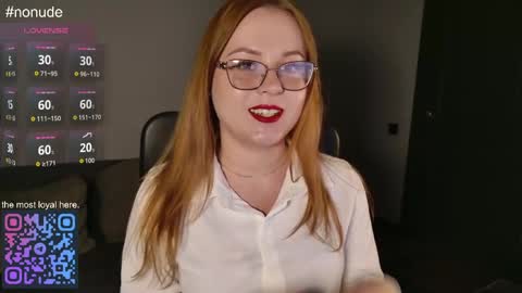 Snapshot of lila_pitt chatting on May 8, 9:03 am lila_pitt online show from May 8, 9:03 am