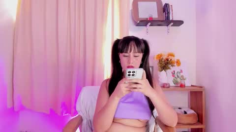 Lila  online show from November 20, 7:57 pm