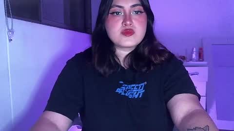 Snapshot of lila_sky_ chatting on June 9, 1:17 am Lila online show from June 9, 1:17 am