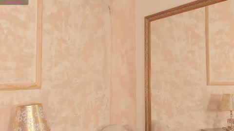 lila bailey  online show from January 8, 8:50 pm