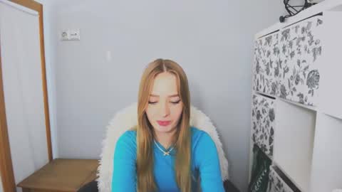 LiliaDesire online show from December 4, 9:57 pm