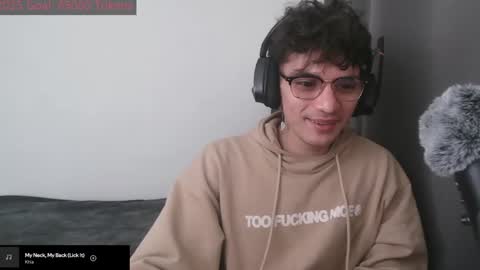 Snapshot of lilankore chatting on January 12, 6:28 am Yeh online show from January 12, 6:28 am