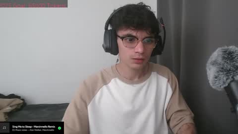 Snapshot of lilankore chatting on January 12, 9:30 am Yeh online show from January 12, 9:30 am