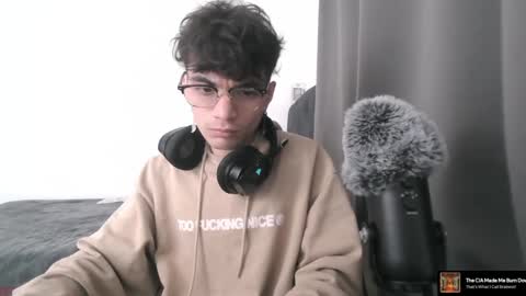 Snapshot of lilankore chatting on January 17, 8:02 am Yeh online show from January 17, 8:02 am