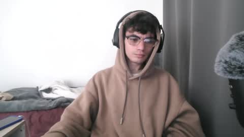 Snapshot of lilankore chatting on January 18, 2:14 am Yeh online show from January 18, 2:14 am