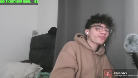 Snapshot of lilankore chatting on January 26, 5:45 am Yeh online show from January 26, 5:45 am