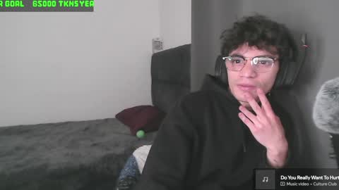 Snapshot of lilankore chatting on January 28, 8:57 am Yeh online show from January 28, 8:57 am