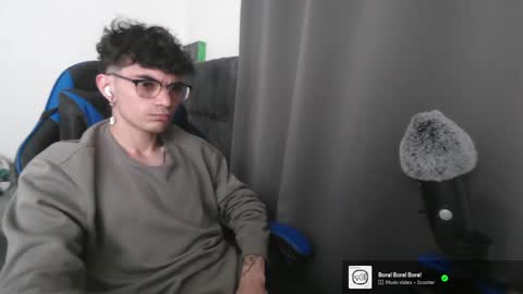 Snapshot of lilankore chatting on February 4, 6:04 am Yeh online show from February 4, 6:04 am