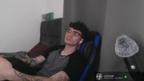 Snapshot of lilankore chatting on February 7, 4:59 am Yeh online show from February 7, 4:59 am