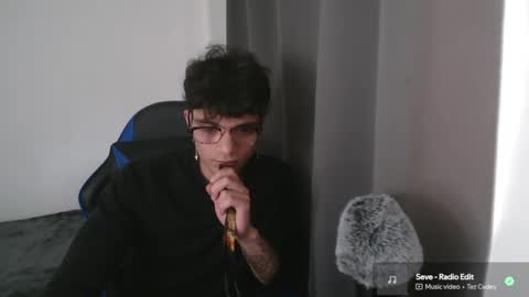 Snapshot of lilankore chatting on February 20, 5:18 pm Yeh online show from February 20, 5:18 pm