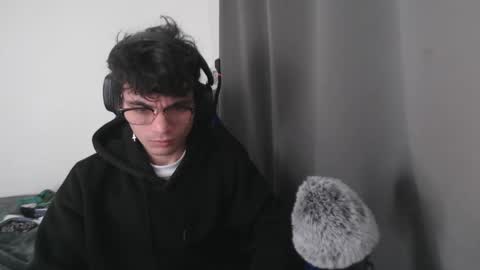 Snapshot of lilankore chatting on February 24, 10:15 am Yeh online show from February 24, 10:15 am