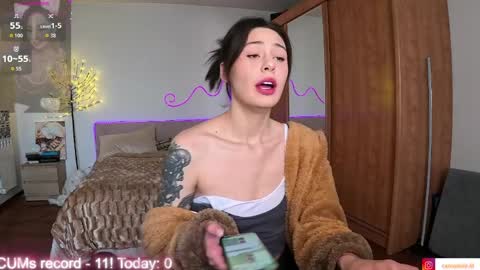 Camomile Lil online show from April 9, 9:47 am