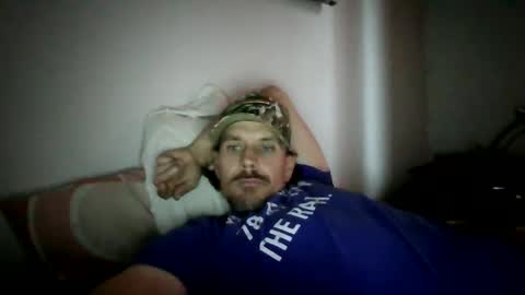 Snapshot of lildeer1980 chatting on September 28, 10:37 pm lildeer1980 online show from September 28, 10:37 pm