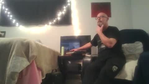 Snapshot of lildicksissy chatting on January 16, 8:29 am lildicksissy online show from January 16, 8:29 am