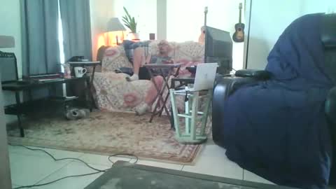Snapshot of lildicksissy chatting on March 16, 6:34 pm lildicksissy online show from March 16, 6:34 pm