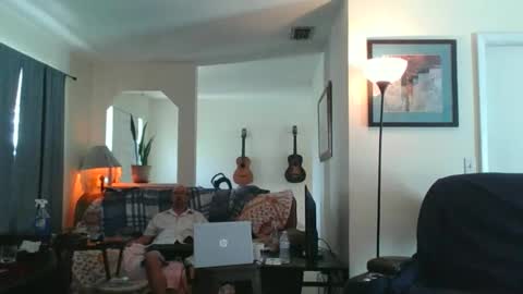 Snapshot of lildicksissy chatting on March 30, 4:19 pm lildicksissy online show from March 30, 4:19 pm