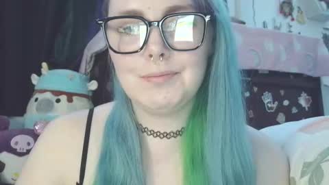 Snapshot of lilemmy1999 chatting on September 17, 1:18 am emily ryanson online show from September 17, 1:18 am