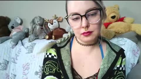 emily ryanson online show from March 25, 8:15 pm