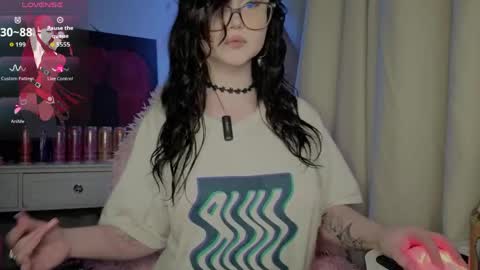 Snapshot of lilhornyprincess chatting on May 3, 5:19 pm Nika and Lori online show from May 3, 5:19 pm