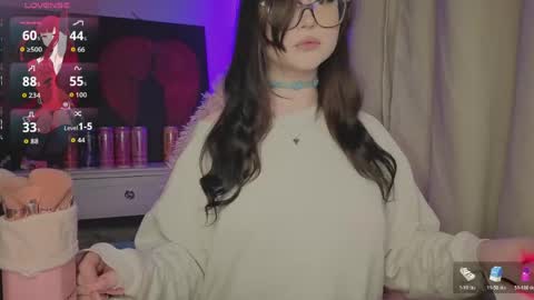 Snapshot of lilhornyprincess chatting on May 15, 6:15 pm Nika and Lori online show from May 15, 6:15 pm