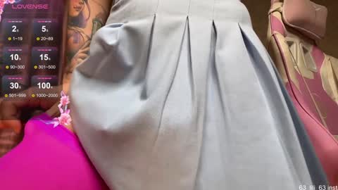 Snapshot of lili_01 chatting on November 13, 2:38 pm Lili online show from November 13, 2:38 pm